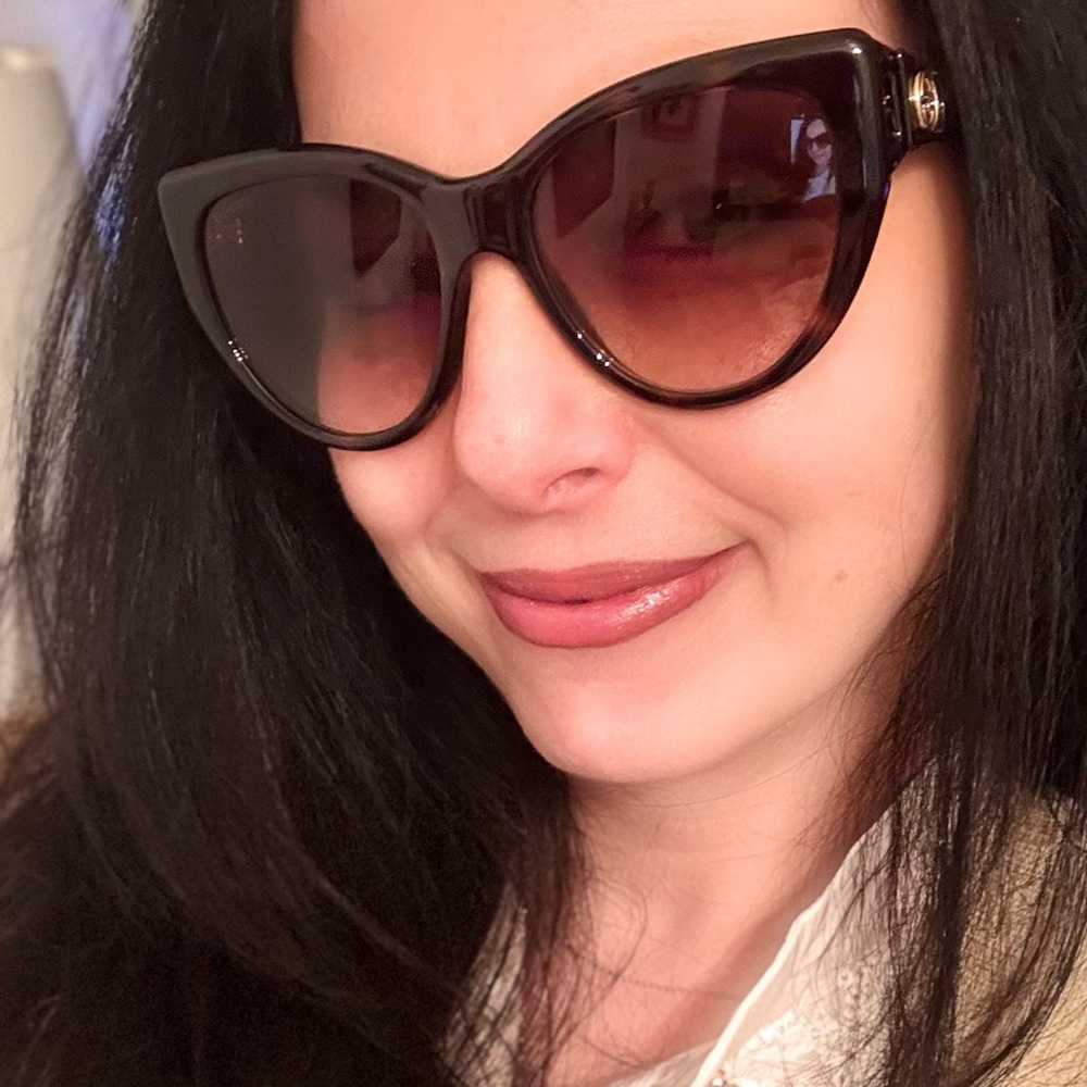 Authentic GUCCI 56 Cat eye Havana Acetate sunglasses